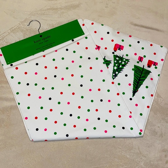 Kate Spade Christmas Tree Table Runner - Picture 1 of 5